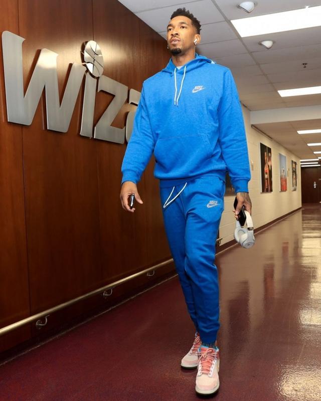 不仅是一场 不仅是一场